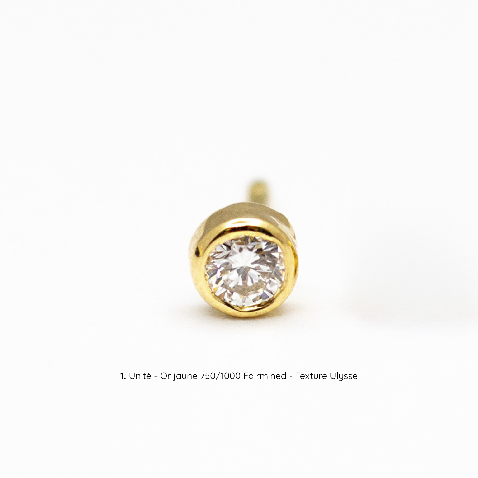 Boucle d'oreille Solférine unité, diamant serti, texture Ulysse, or jaune Fairmined, joaillerie éthique fabriquée artisanalement à Paris
