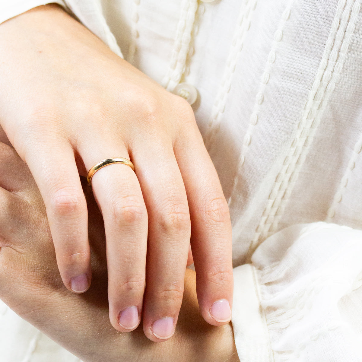 Alliance Ulysse - bombée 3 mm réalisée en or rose-champagne 18 carats Fairmined à Paris