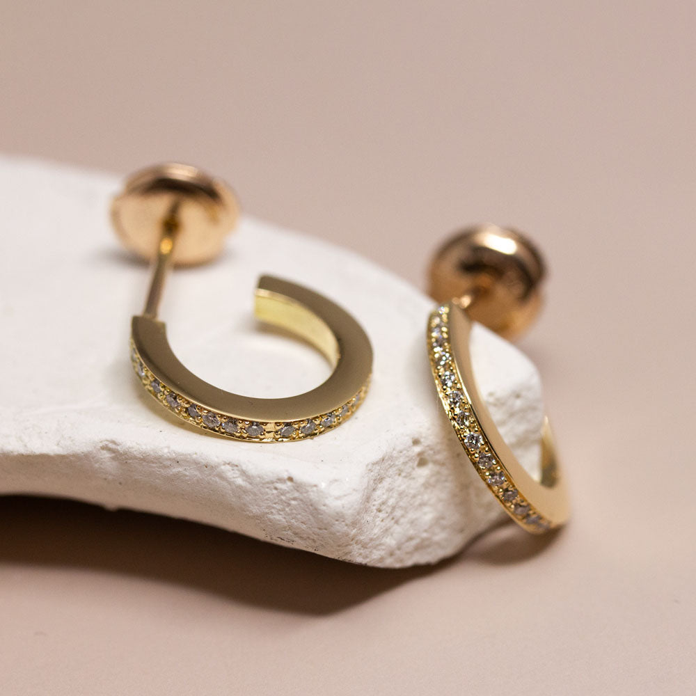 Boucles d'oreille éthiques, joaillerie parisienne.