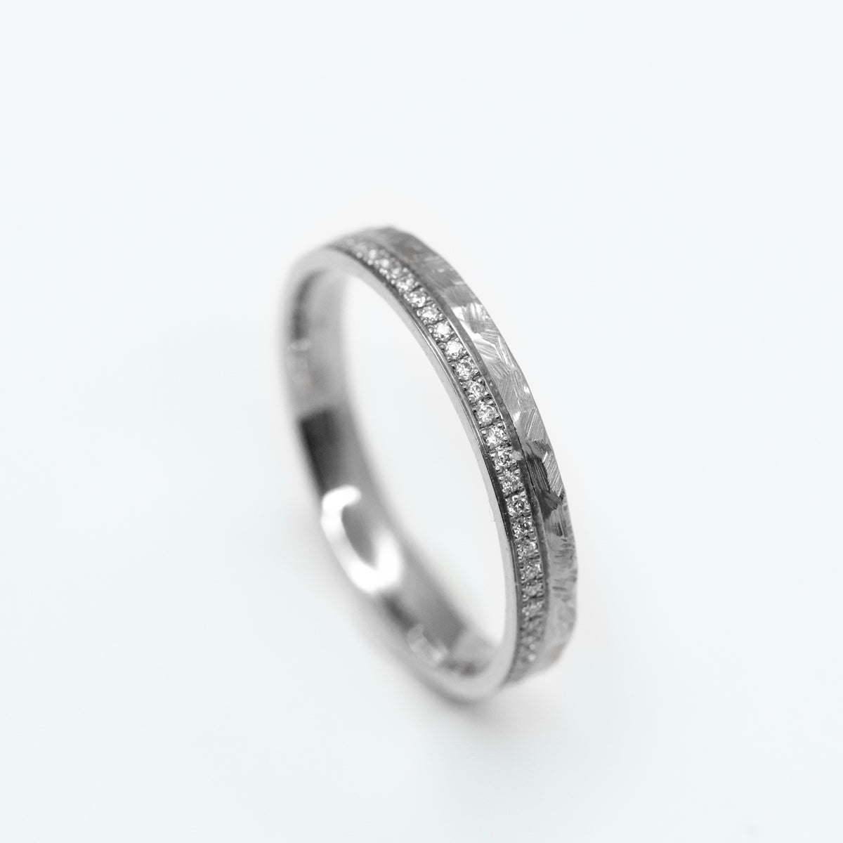 Alliance pavée Paula Staël - diamants