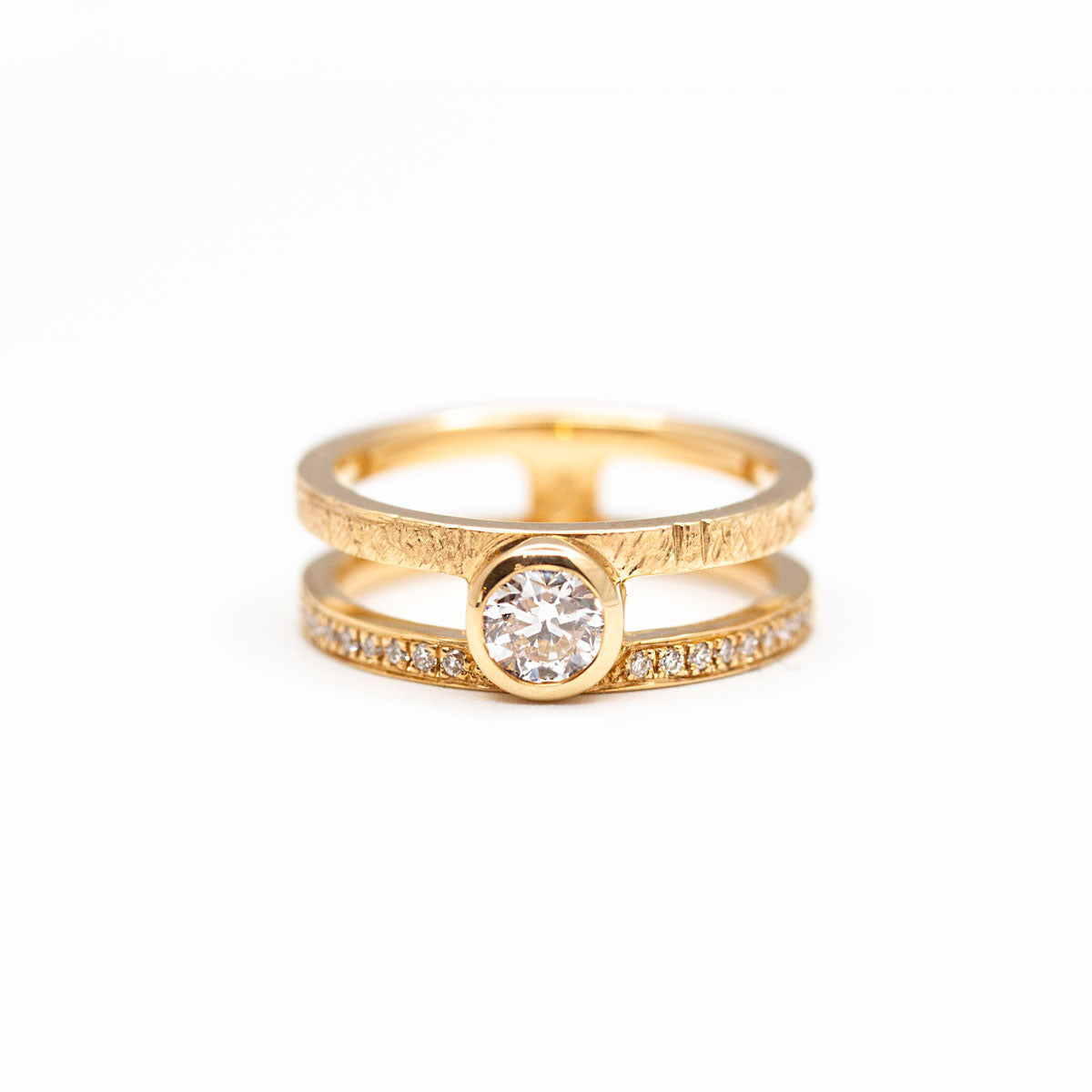 Pièce unique - Bague double anneaux Syna - diamants