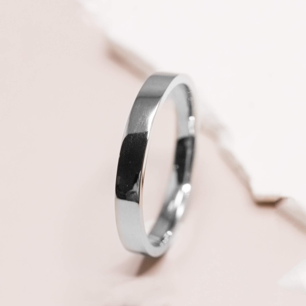 Alliance Ulysse en or blanc 18 carats Fairmined.