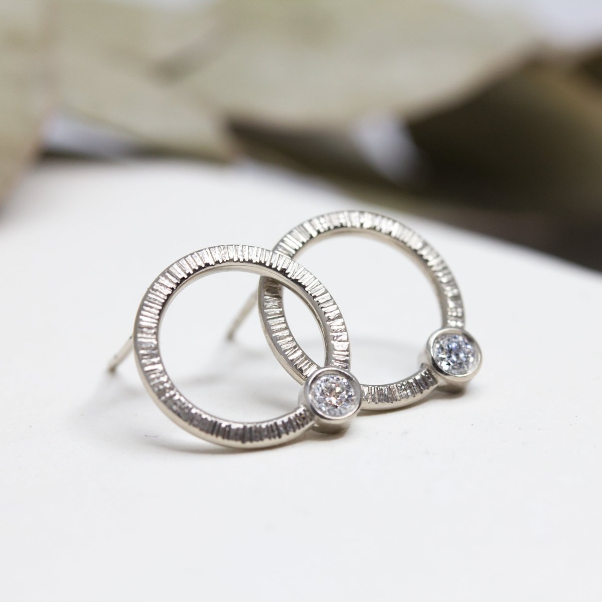 Boucles d'oreille diamants or blanc éco-responsables