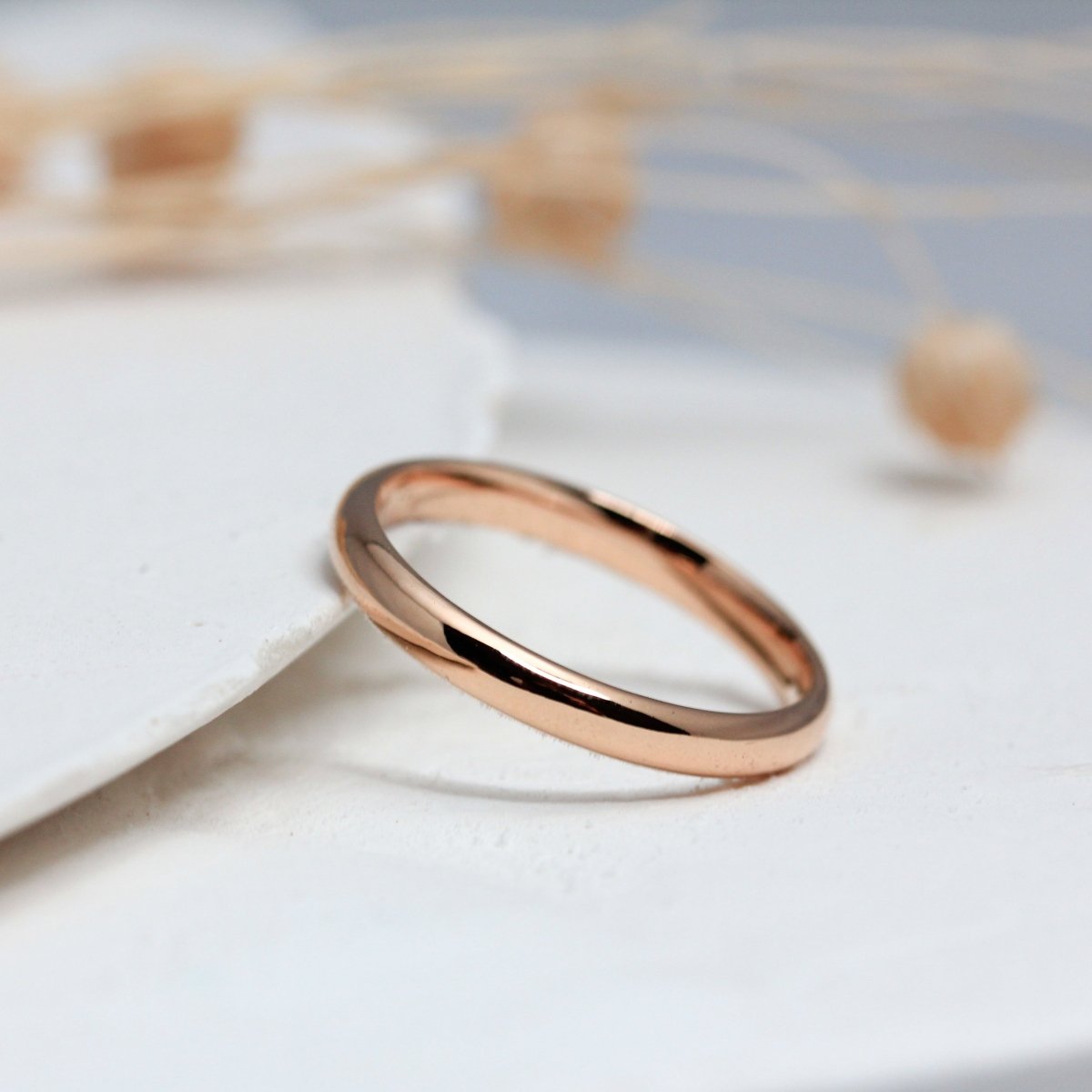 Alliance Ulysse - bombée 3 mm réalisée en or rouge ethique 18 carats Fairmined à Paris