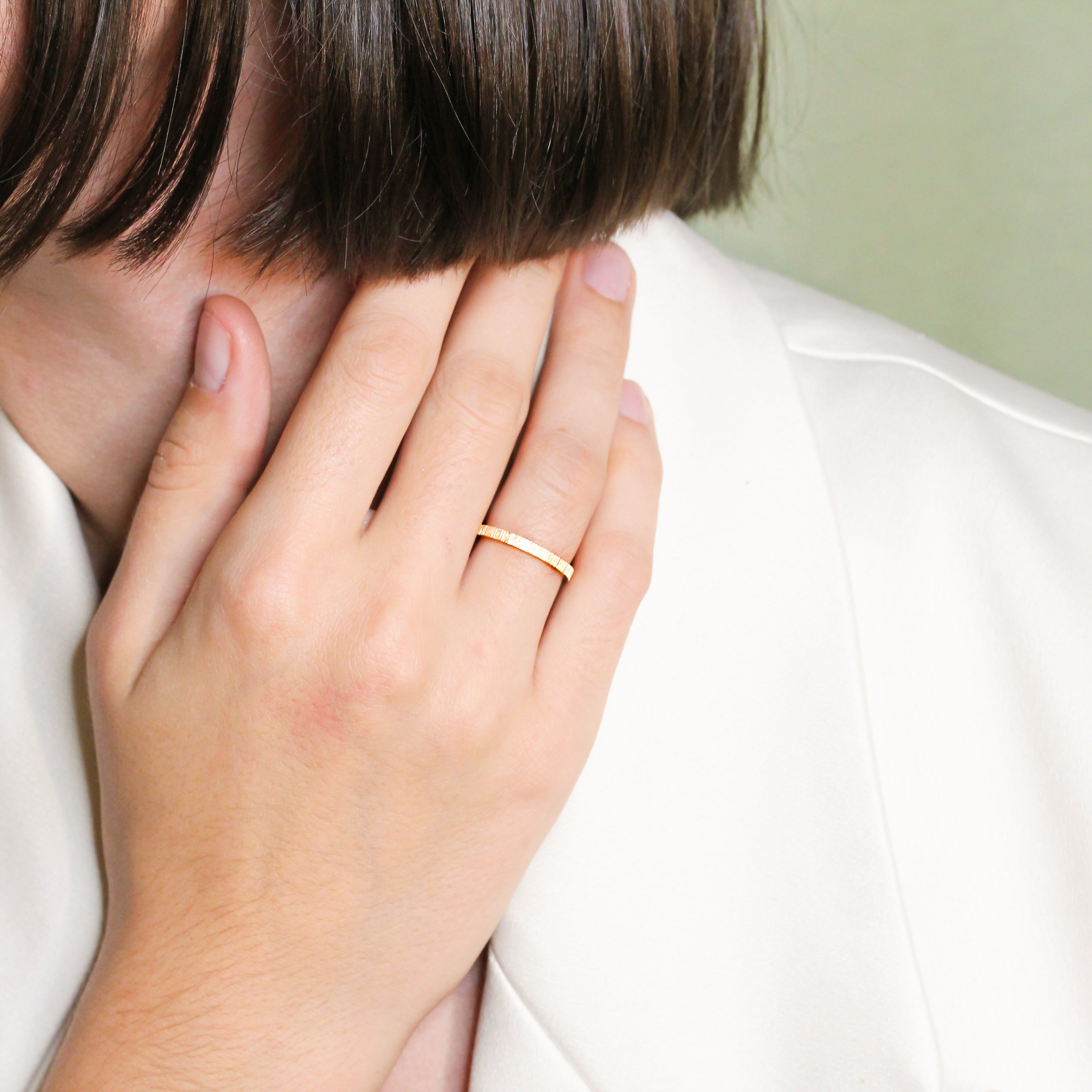 Alliance mariage en or éthique Fairmined, fabriqué dans notre atelier de joaillerie à Paris.