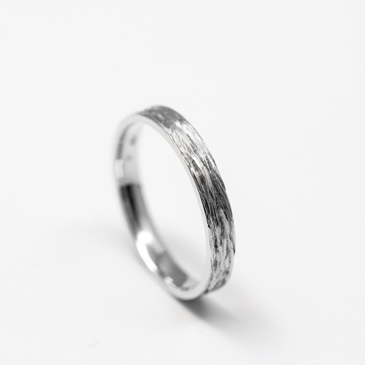 Alliance mariage unisexe Amandier - ruban 3 mm réalisée en or rose-champagne 18 carats Fairmined à Paris