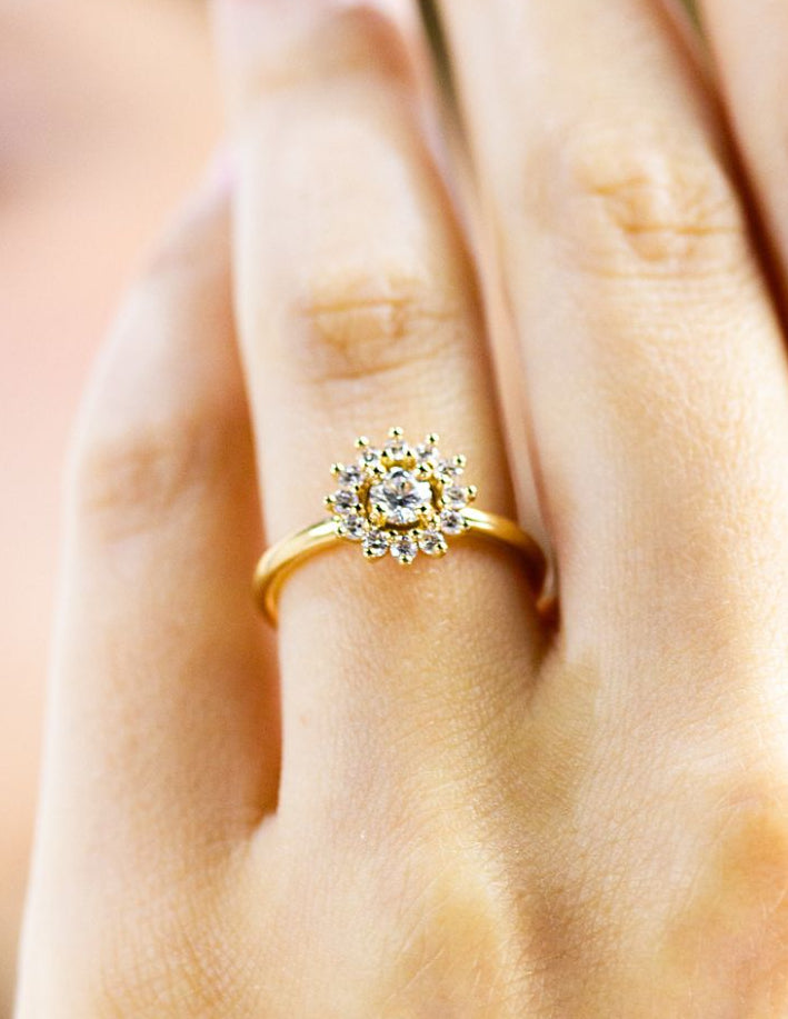 Bague de fiançailles originale avec pierre précieuse – bijou mariage élégant