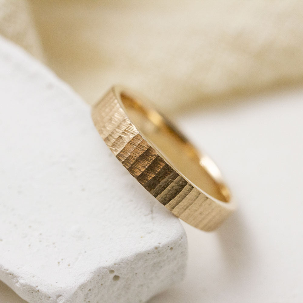 Bague en or rose-champagne 18 carats Fairmined.