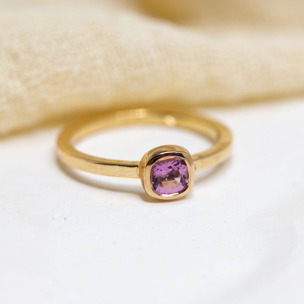 Bague Solférine personnalisée texture pour union mariage alliance en or éthique responsable joaillerie atelier Paris Lyon