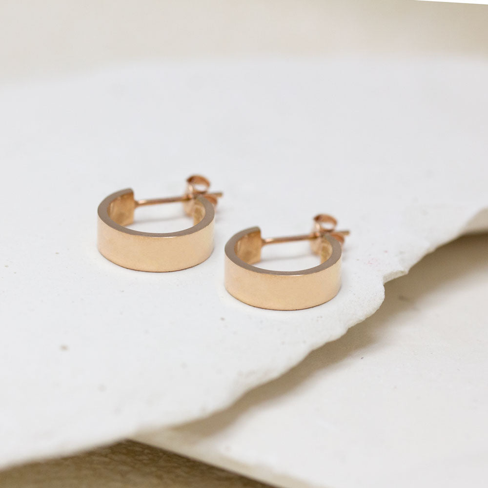 Boucles d'oreille en or rouge Fairmined 18 carats éthique.