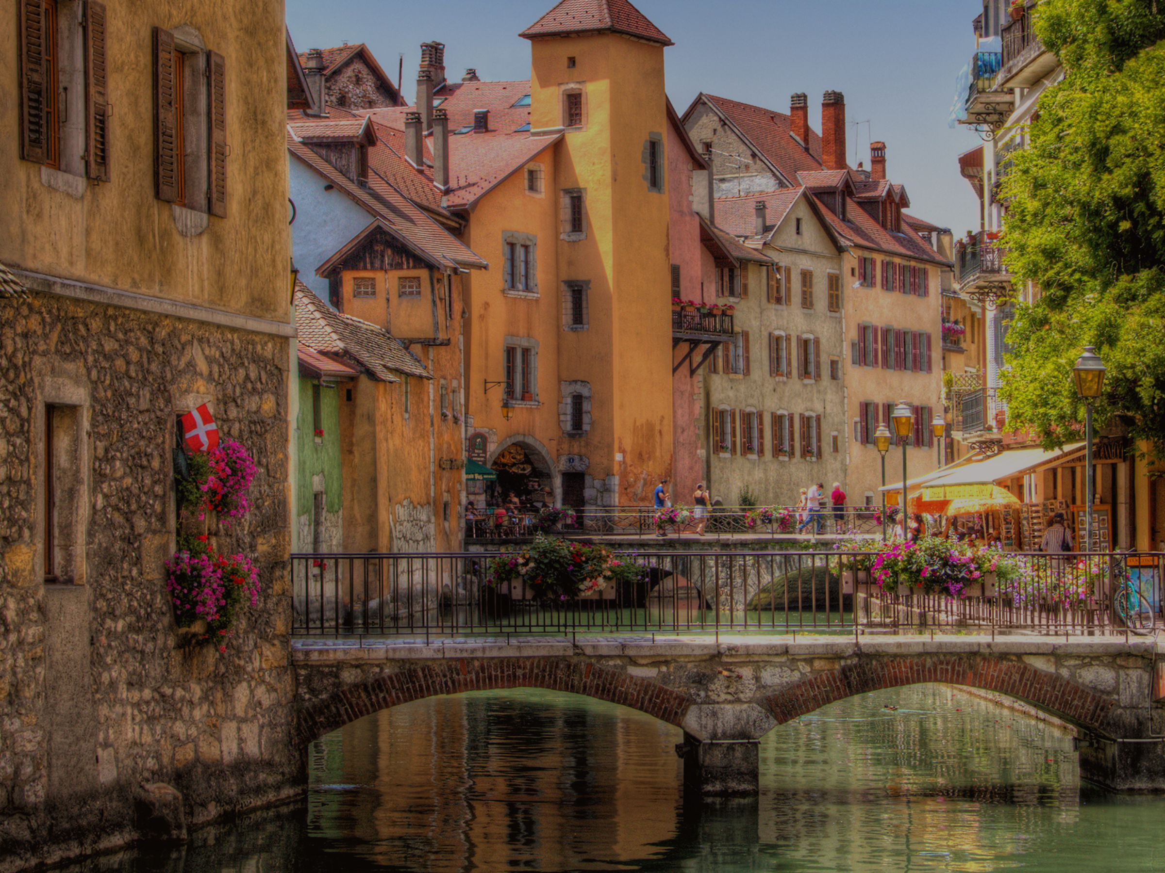 Joaillerie éthique artisanale ventes éphémères bijoux Paris Lyon boutique
Boutique créateurs bijoux éthiques joaillerie artisanat ventes éphémères Paris Lyon
Bijoux artisanaux responsables joaillerie éthique boutique éphémère Paris Lyon