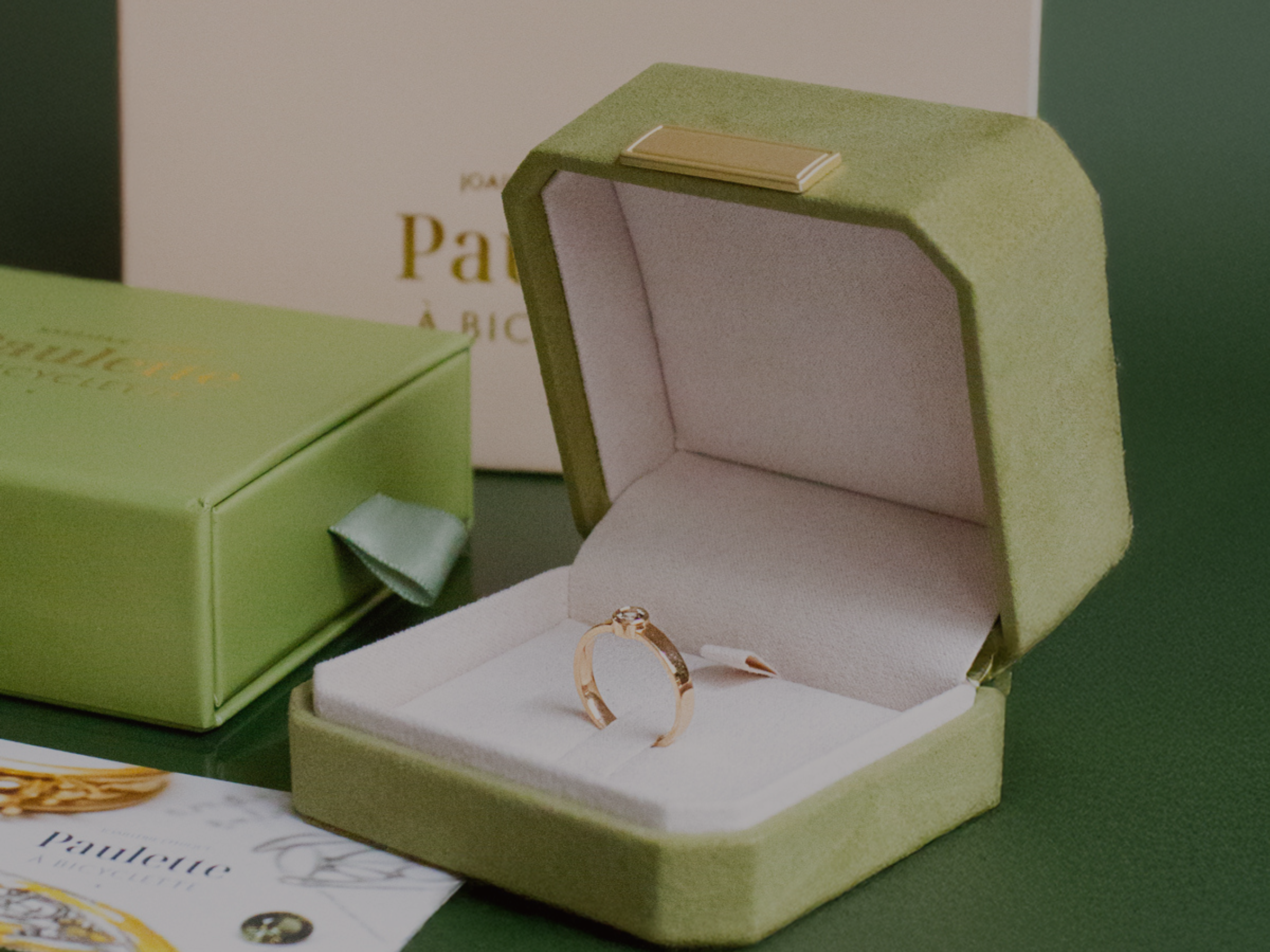 Boutique Paris Lyon ventes éphémères joaillerie éthique artisanat bijoux
Ventes éphémères joaillerie éthique bijoux artisanaux Paris Lyon boutique créateurs

