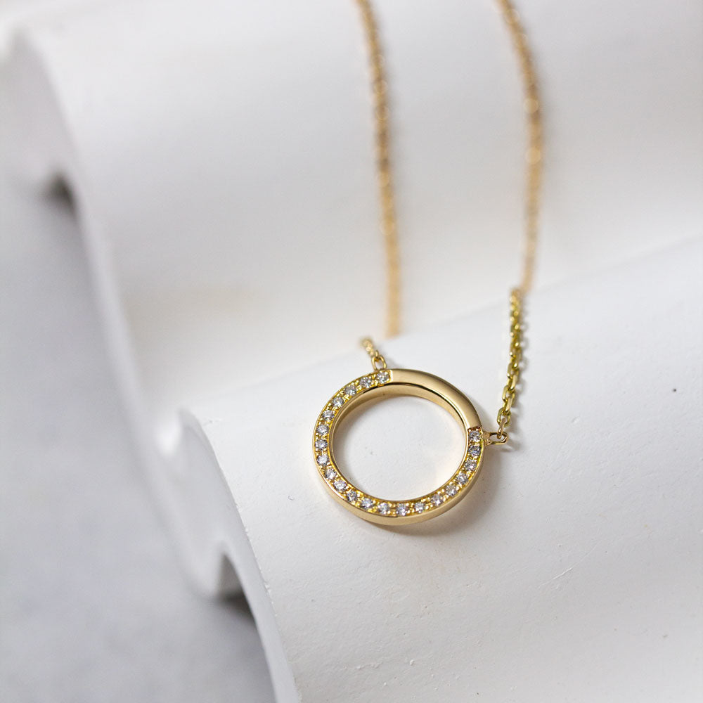 Collier en or rose éthique Paris et Lyon.