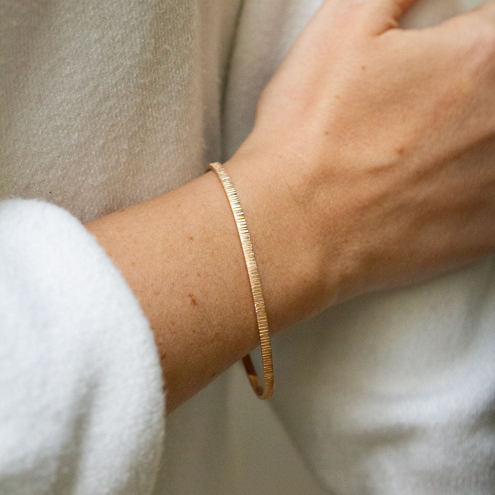 Jonc en or jaune Fairmined.