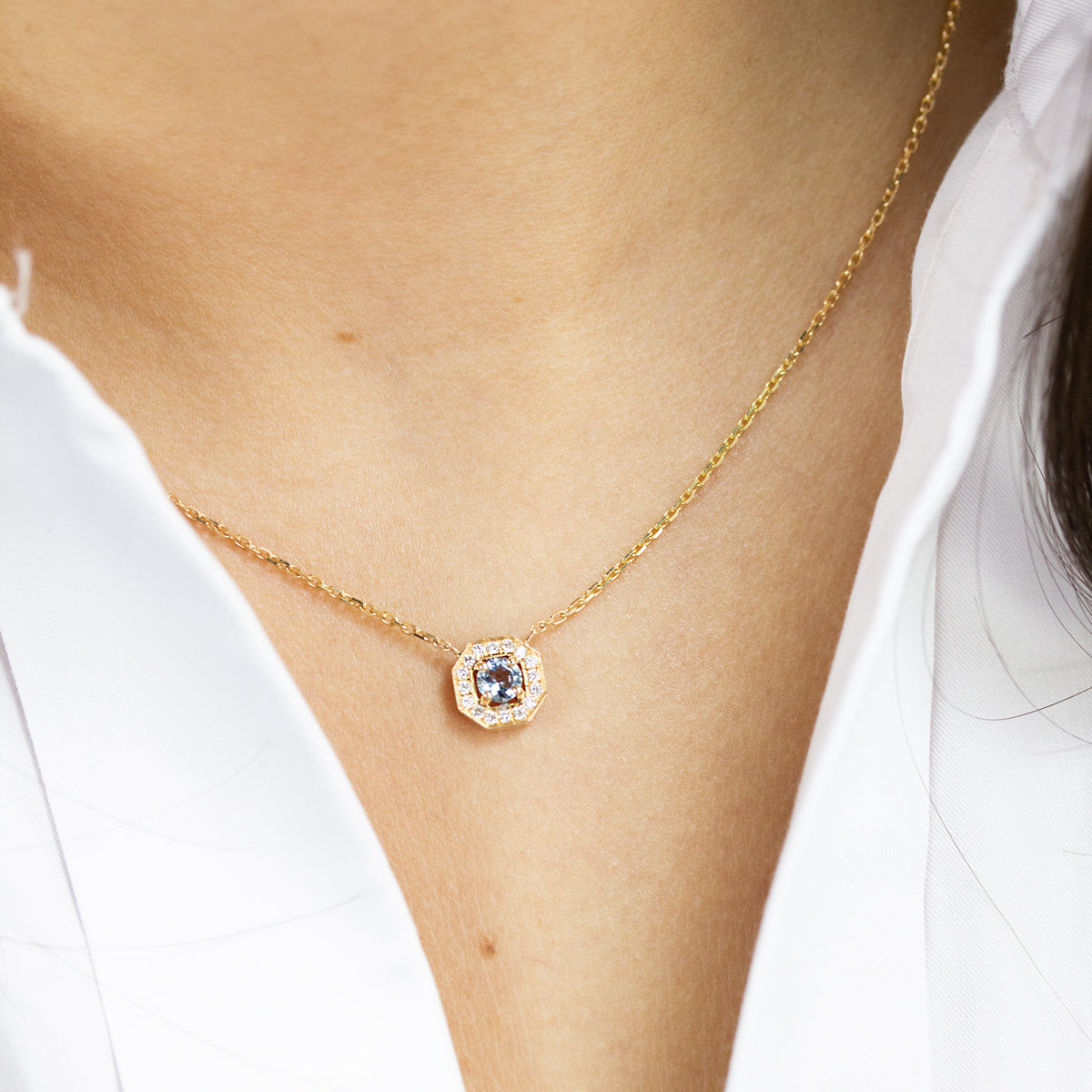 Collier Léone pavée d'aigue-marine et diamants en or jaune éthique 18 carats | Joaillerie artisanale made in France