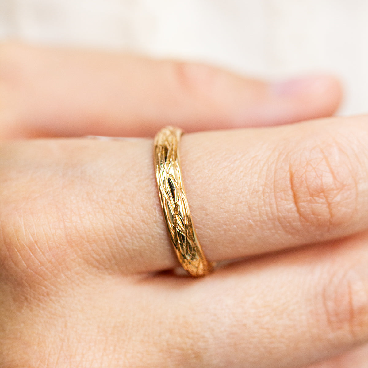 Alliance Amandier - demi-jonc (bombée) 4 mm