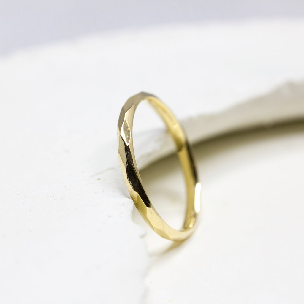 Alliance de mariage en or Fairmined 18 carats, fabriquée en France