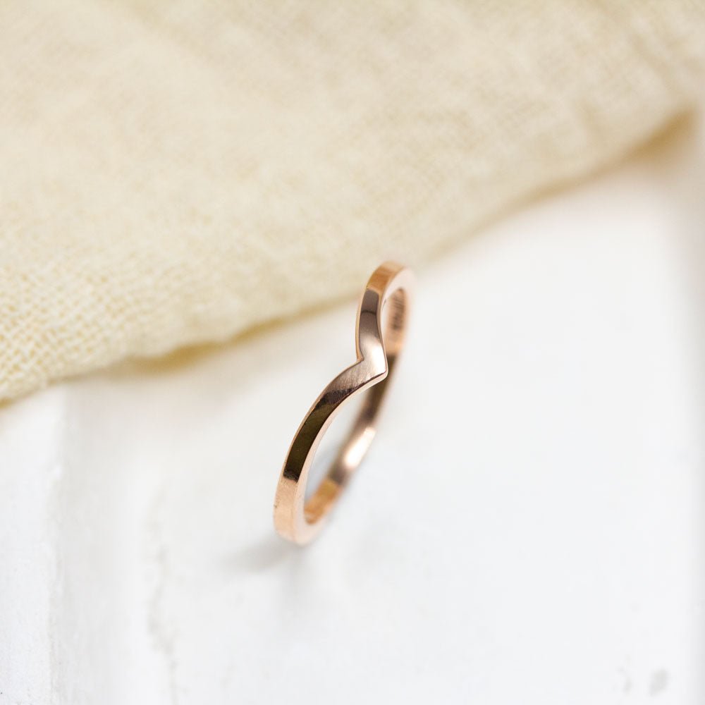 Alliance originale en or rouge éthique 18 carats.