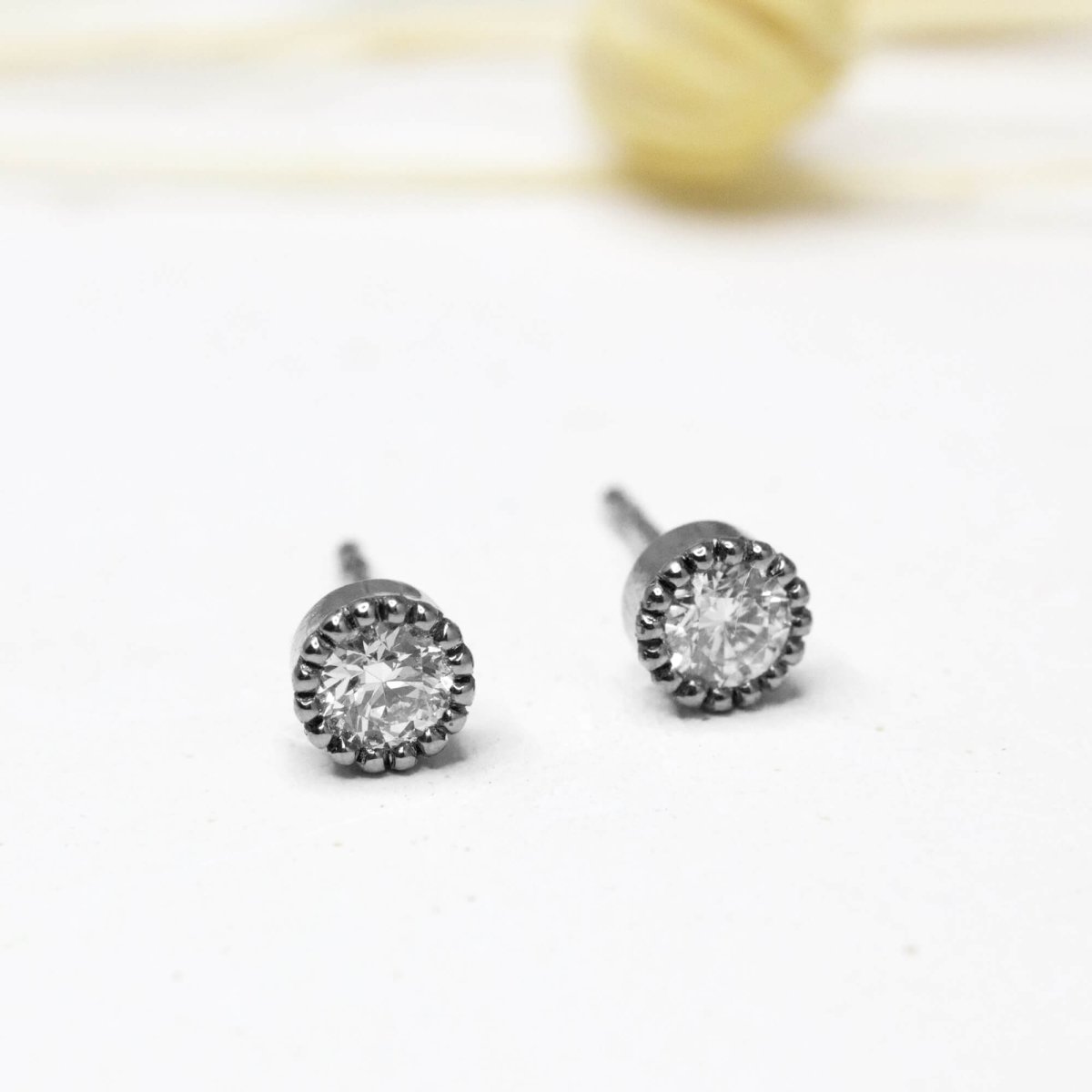 Boucle d'oreille Madeleine - diamant 3 mm