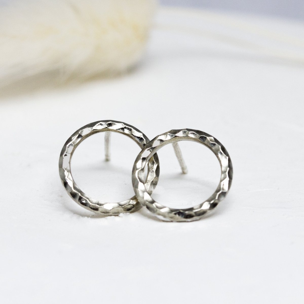 Boucle d'oreille Petit Cercle Sarita