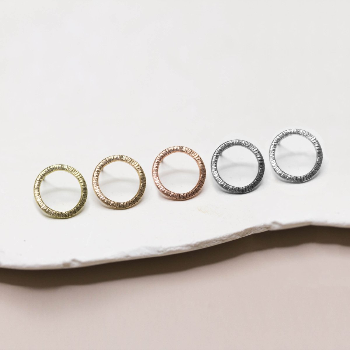 Boucle d'oreille Petit Cercle Isandre