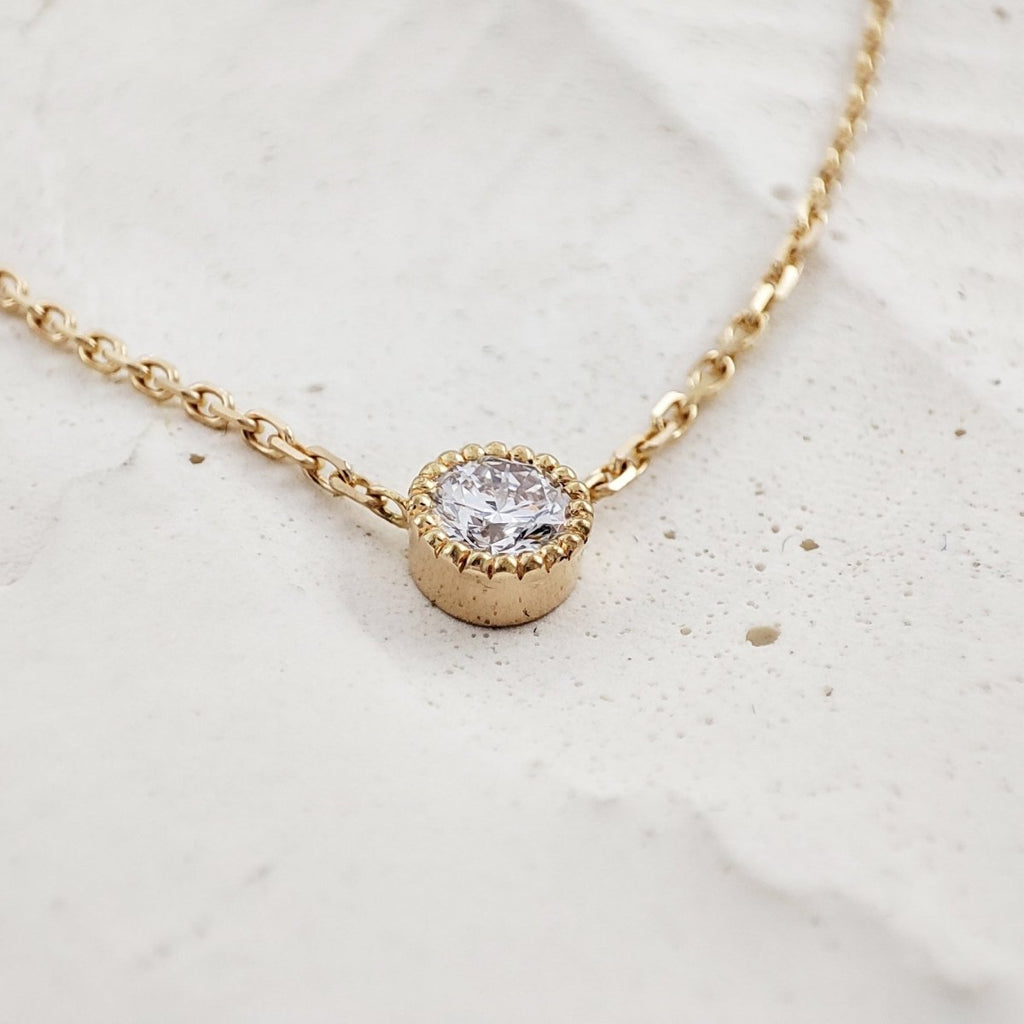 Collier Madeleine - diamant réalisé en or rose-champagne 18 carats Fairmined à Paris